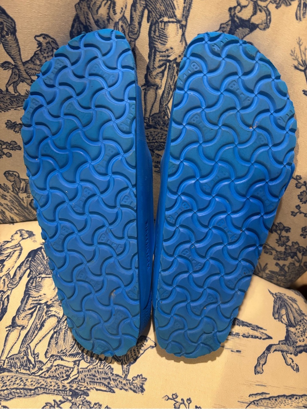 TWO PAIR of Birkenstock Arizona Essentials size 39 (8 1/2) - Picture 8 of 8